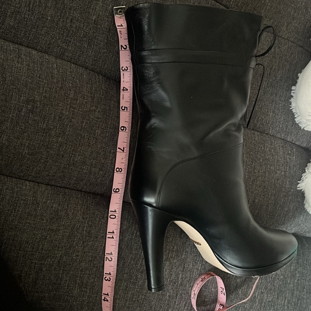 Gucci Black Leather Women's Boots - Picture 10 of 10